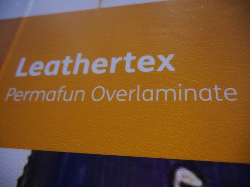 Vinilo-laminado-efecto-texturizado-cuero-Permacolor-Permafun-Leathertex